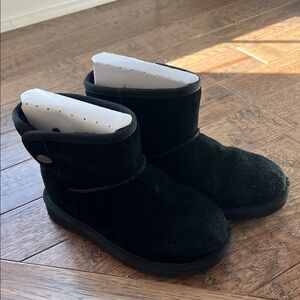 UGG Black Ankle Boots K Jona 13